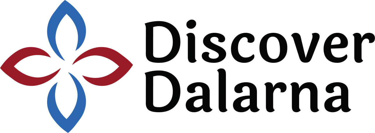 Logotyp med texten "Discover Dalarna" och en stiliserad blomma i rött och blått. Perfekt för att hitta aktiviteter i Dalarna.